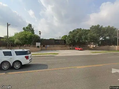 Houston, BEEVILLE, TX 78102