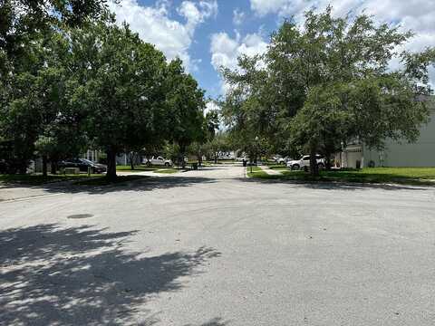 Social, WINTER GARDEN, FL 34787