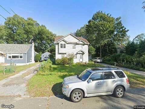 Pine Acres, BAY SHORE, NY 11706