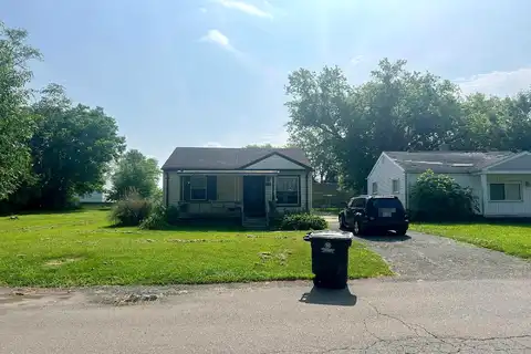 Beatrice, WESTLAND, MI 48186