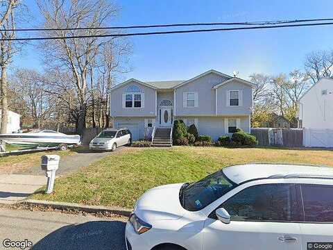 25Th, WYANDANCH, NY 11798