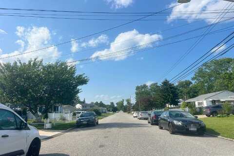 Westwood, BRENTWOOD, NY 11717