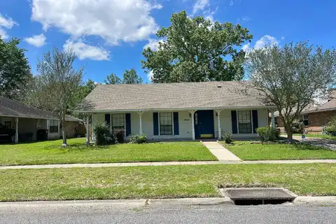 Bullrush, BATON ROUGE, LA 70810