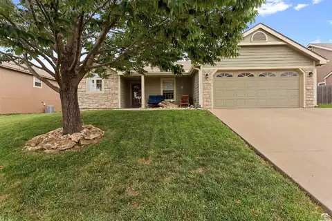 306 Montrose Cove, Eudora, KS 66025