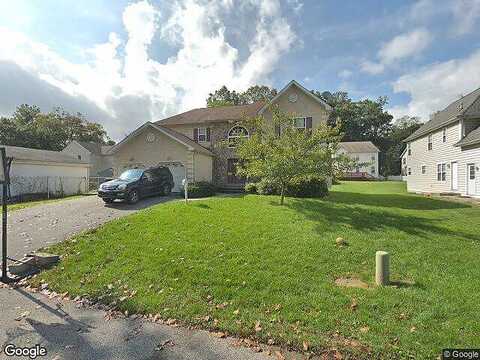Beechwood Avenue, Secane, PA 19018