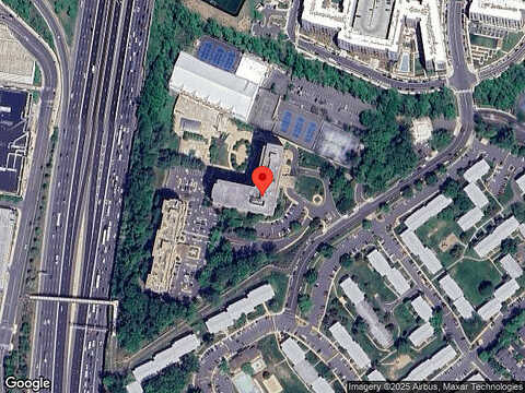 Old Meadow Road 1014, Mclean, VA 22102