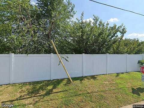 Jennifer, LEVITTOWN, PA 19057