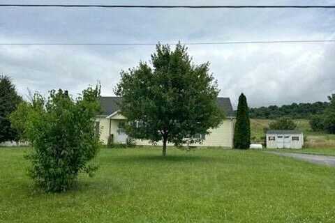 Layton Street, LYONS, NY 14489