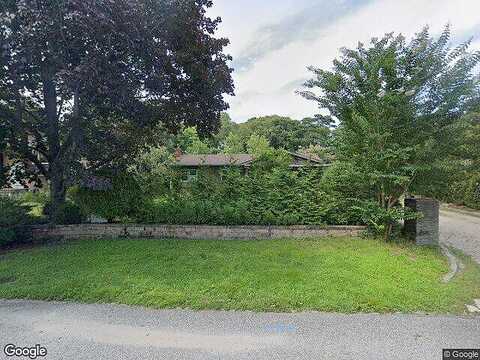 Ridgewood, HAMPTON BAYS, NY 11946