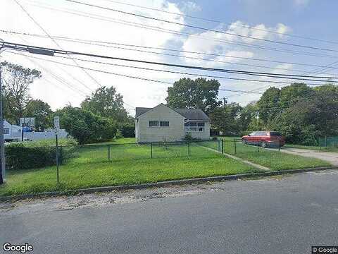 Poplar, CENTRAL ISLIP, NY 11722