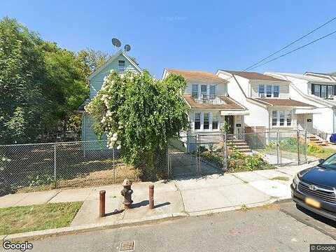 89Th, QUEENS VILLAGE, NY 11427