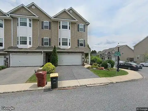Rising Hill, WHITEHALL, PA 18052