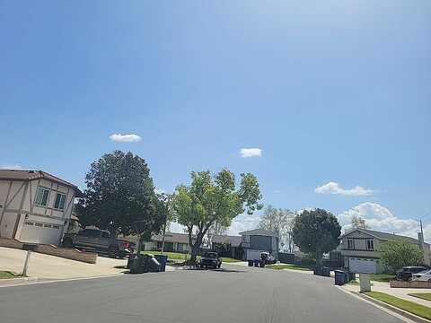 Quaker Ridge, ONTARIO, CA 91761