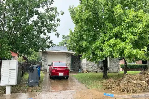 Sarita, DALLAS, TX 75211