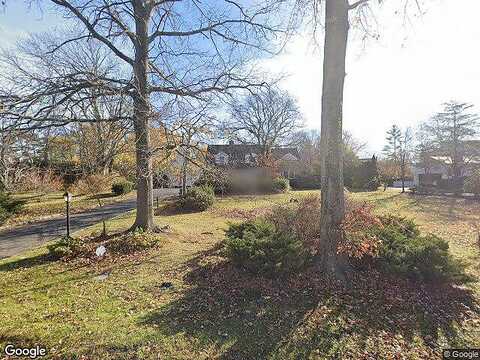 Meadowview Avenue, Hewlett Bay Park, NY 11557