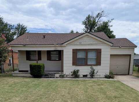 1904 NW Bell Ave, Lawton, OK 73507