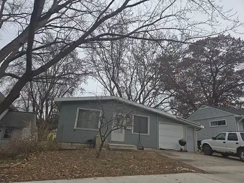 Owens, STILLWATER, MN 55082