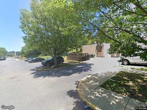 Huntley Square Drive A1, Temple Hills, MD 20748