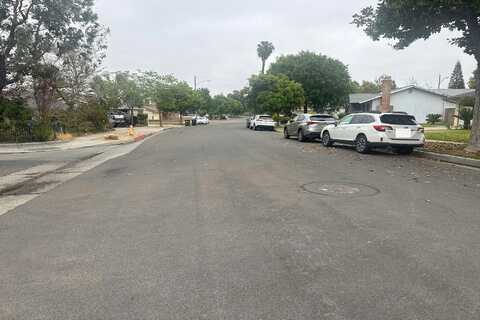 Glen Holly, ANAHEIM, CA 92804