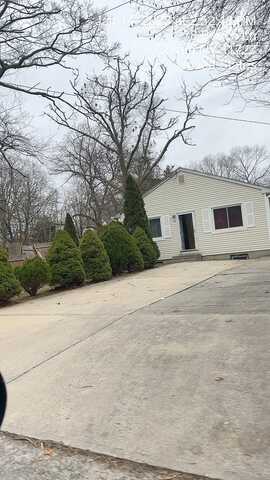 Beach, CORAM, NY 11727
