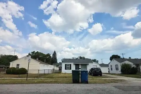 173Rd, HAMMOND, IN 46323