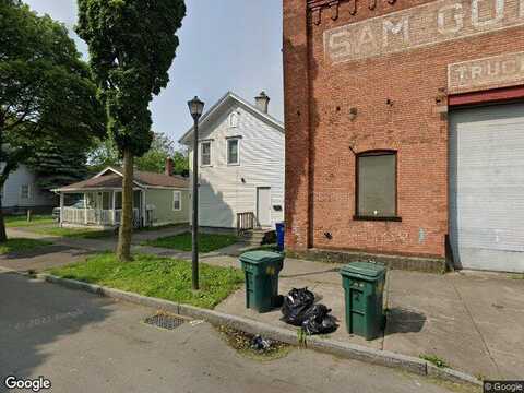 Parkway, ROCHESTER, NY 14608