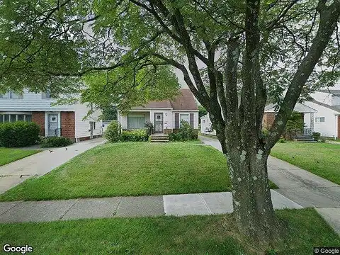 Stonehaven, CLEVELAND, OH 44121