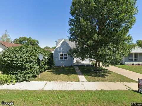 21St, MINOT, ND 58703