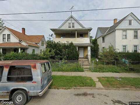 Robert, CLEVELAND, OH 44109