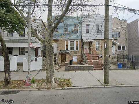 Montauk, BROOKLYN, NY 11208