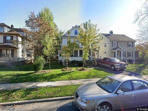 1St, DUNELLEN, NJ 08812