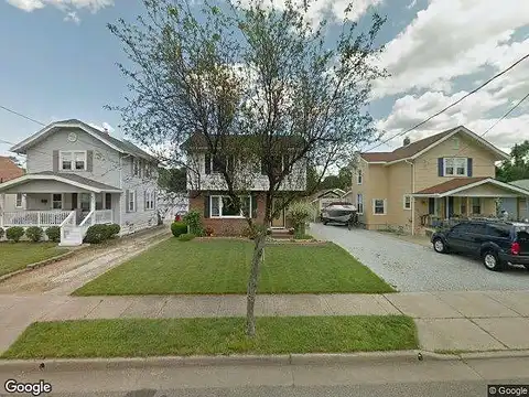 Lamont, AKRON, OH 44305