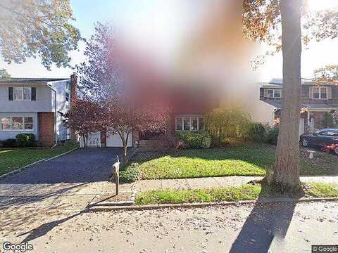 Laurel, NORTHPORT, NY 11768