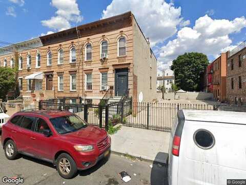 Cleveland, BROOKLYN, NY 11208