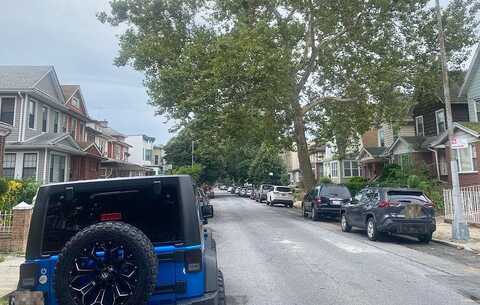 34Th, BROOKLYN, NY 11203
