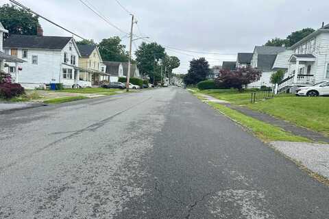 Royce, MIDDLETOWN, NY 10940