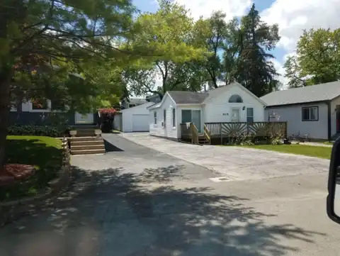 Hillside, ROUND LAKE BEACH, IL 60073