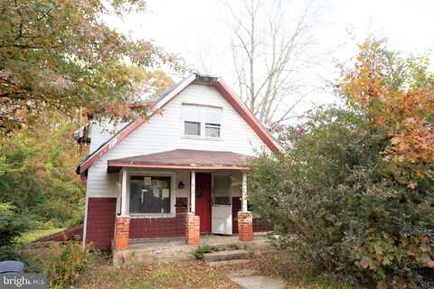 Roosevelt Ave, Glassboro, NJ 08028