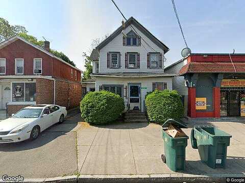Maple, ROCHESTER, NY 14611