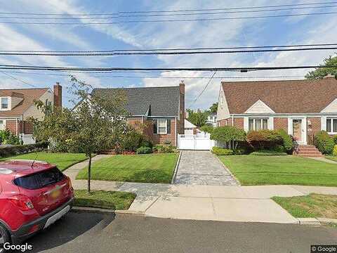 Morris, MALVERNE, NY 11565