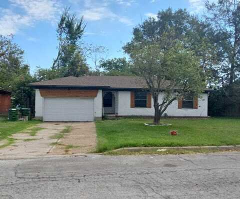 Judy, SEAGOVILLE, TX 75159
