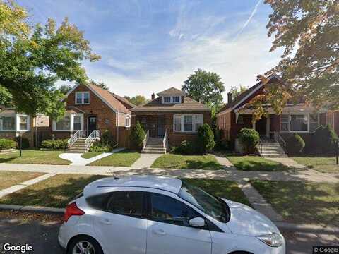 Kingston, CHICAGO, IL 60617