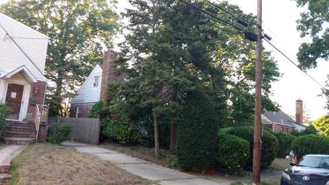 Juliette, WEST HEMPSTEAD, NY 11552