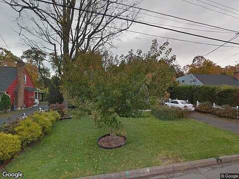 Spruce Rd, Pompton Lakes, NJ 07442