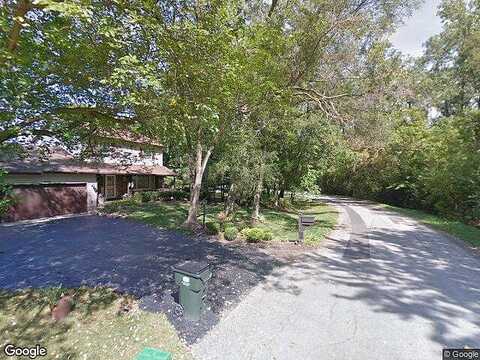 Arthur St, CRYSTAL LAKE, IL 60014