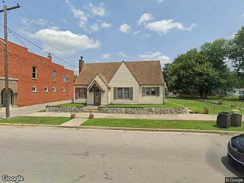 Mckinniss Ave, HAMDEN, OH 45634