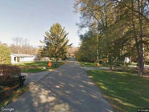 W Park Dr, NILES, MI 49120