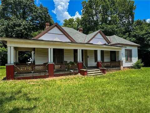 303 E NORTHSIDE STREET, TUSKEGEE, AL 36803