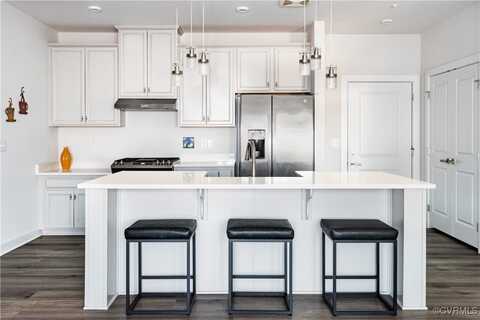 3900 Maze Runner Dr Unit#104, Midlothian, VA 23112