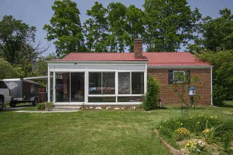 206 Broce Drive, Blacksburg, VA 24060
